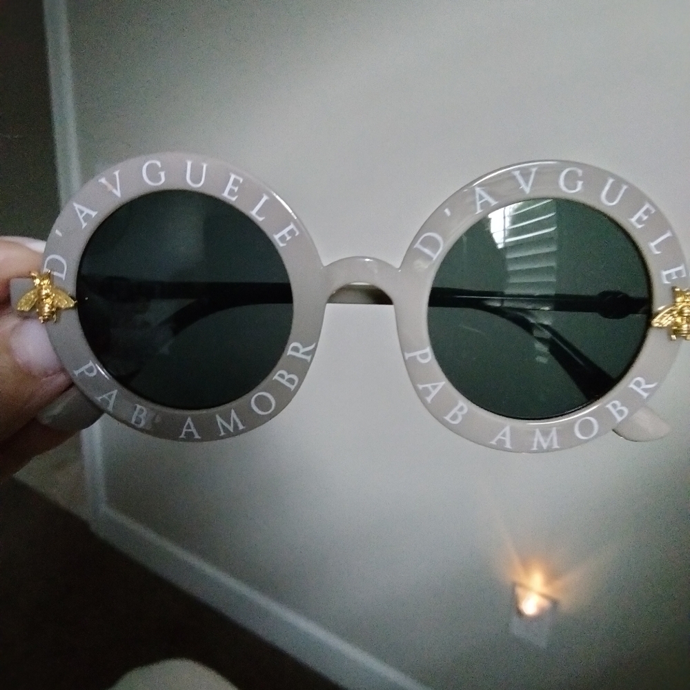 Grey French inspired rainbow mirrored sunglasses. Gold bee accents. Or Pinks